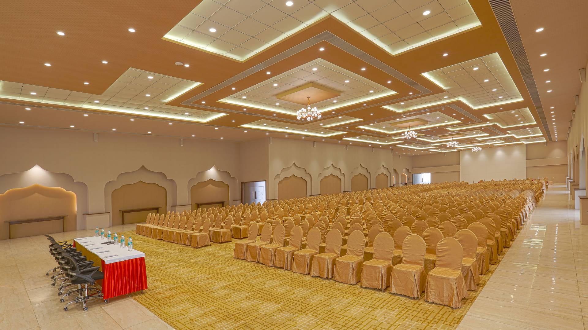 The Kohinoor - Ac Banquet Hall at Sunny's World Pune (3)