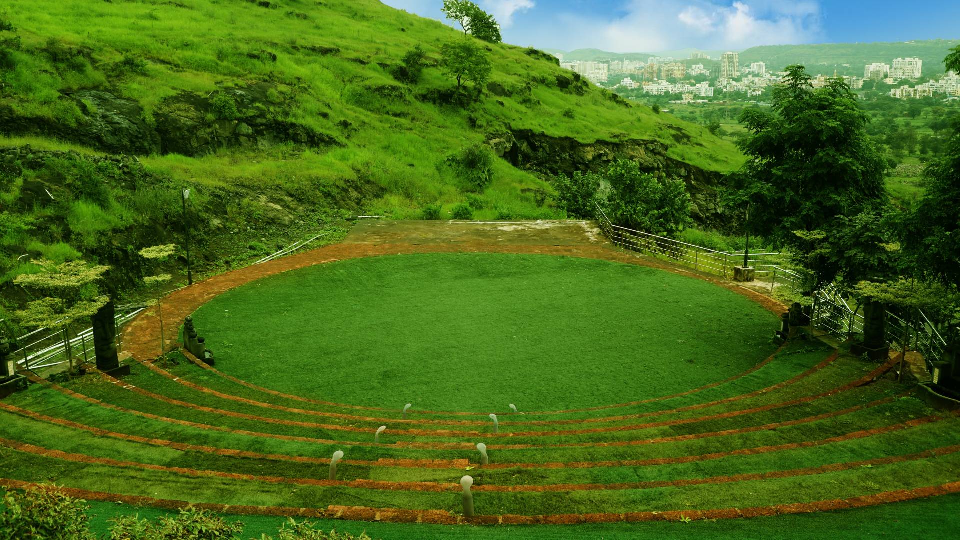 The Laterite - Hilltop Amphitheatre at Sunny's World Pune (3)